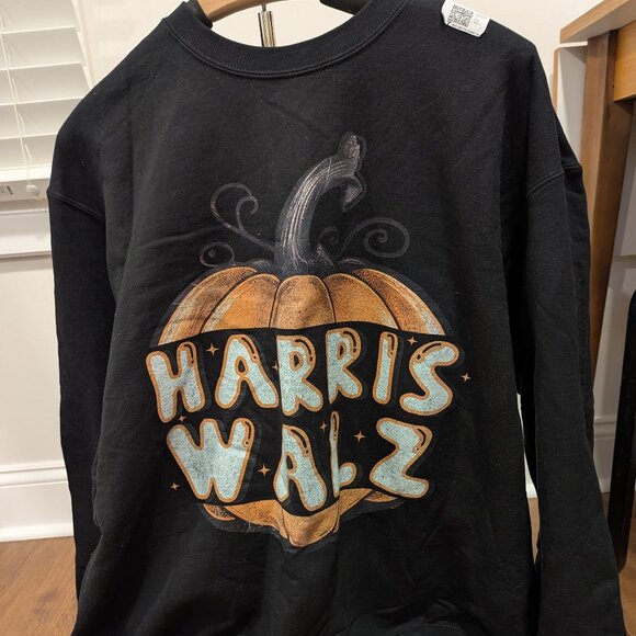 Kamala Harris Tim Walz pumpkin Democrat sweatshirt - black, XL - Picture 1 of 1